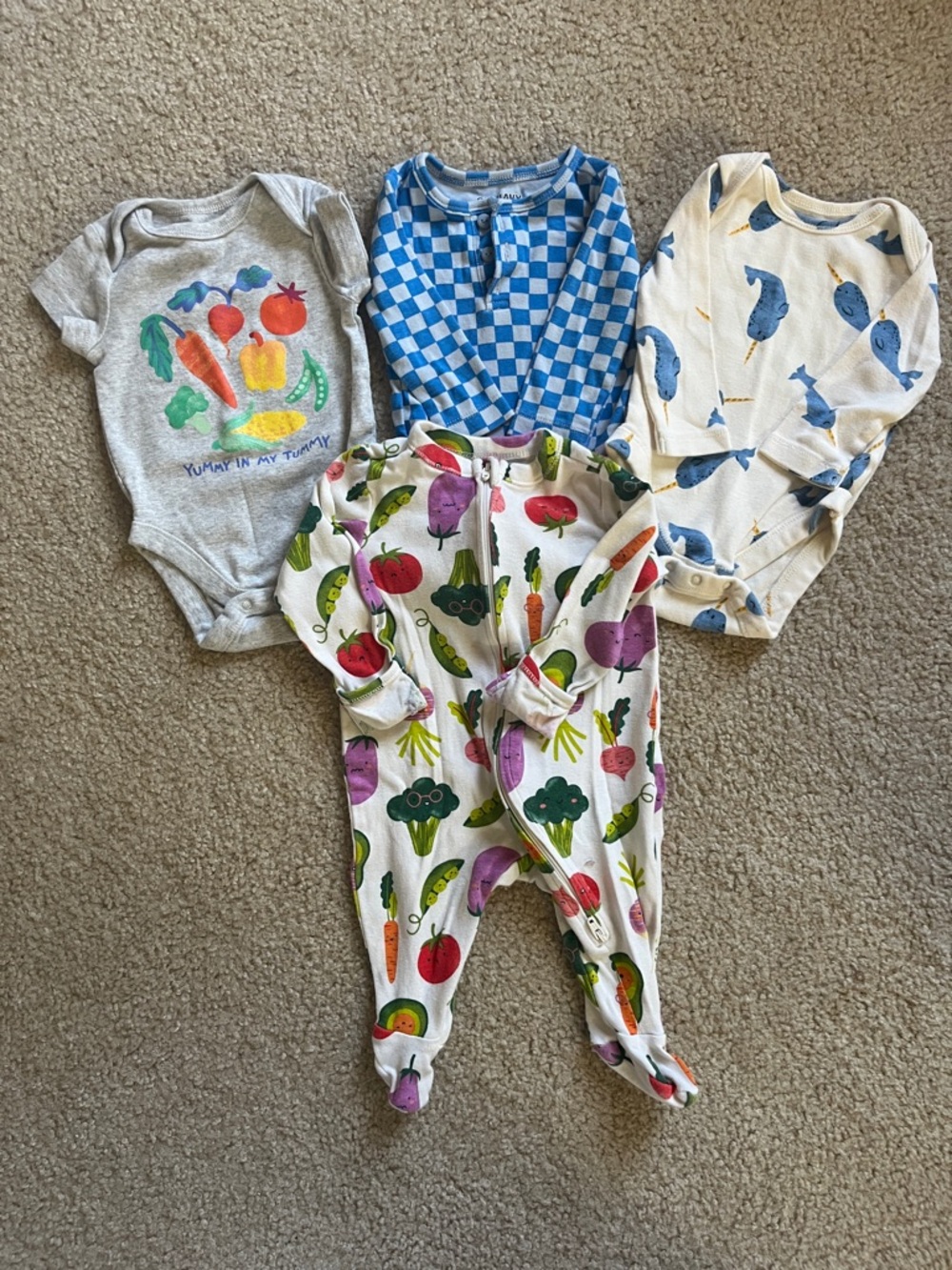 Cotton Old Navy Onesies & Footed Pajamas (0-3 months)